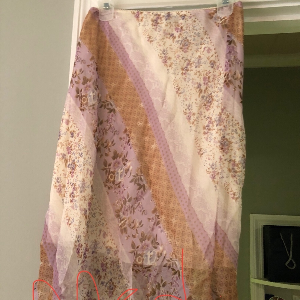 Ladies floral skirt